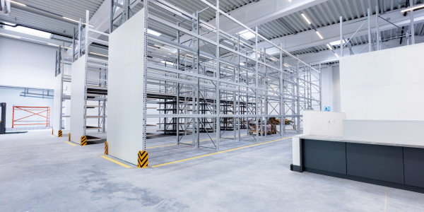 Reformas Integrales de Naves Industriales Malgrat de Mar · Diseño e Instalación de Áreas de Producción, Almacén y Oficinas