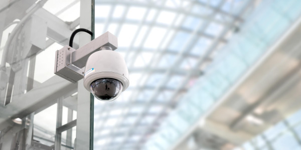 Reformas Integrales de Tiendas y Locales  Comerciales Alella · Instalación Sistemas de Seguridad y Videovigilancia